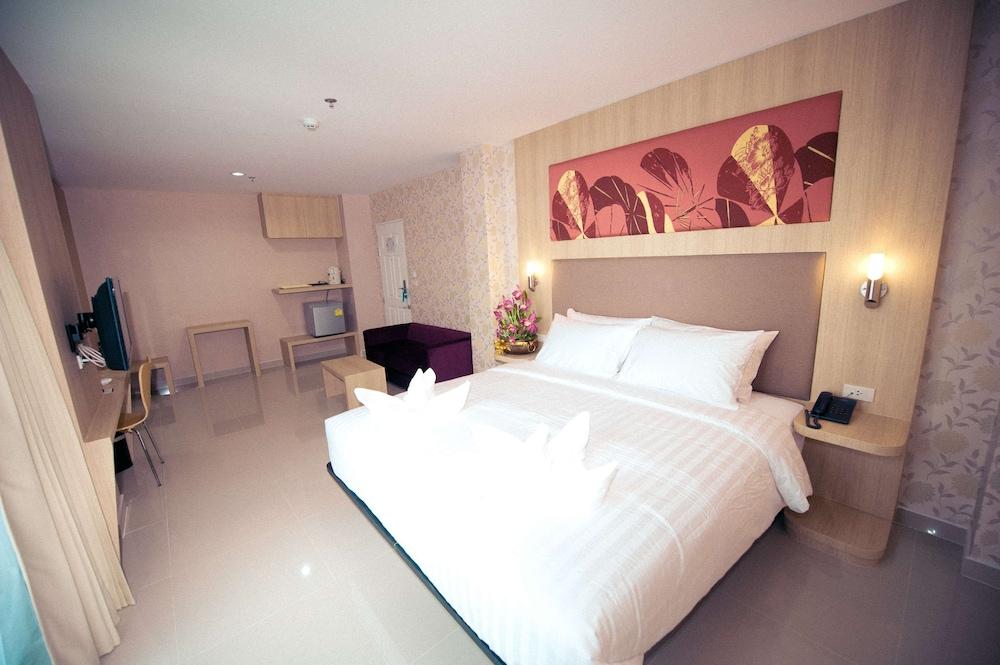 Best Western Royal Buriram Exterior photo